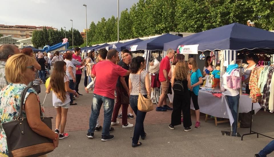 A peu de Carrer. Feria de comercio de Alaquàs.