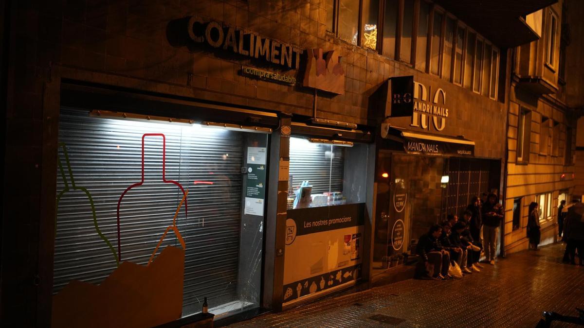 BCN suspèn durant un any l’obertura de nous súpers  24 hores