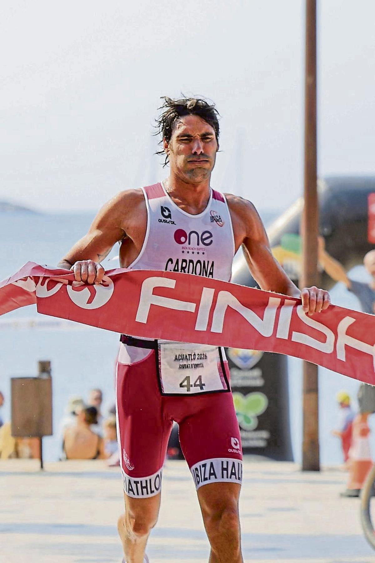 Javier Cardona, el ganador de la prueba de Sprint masculino.