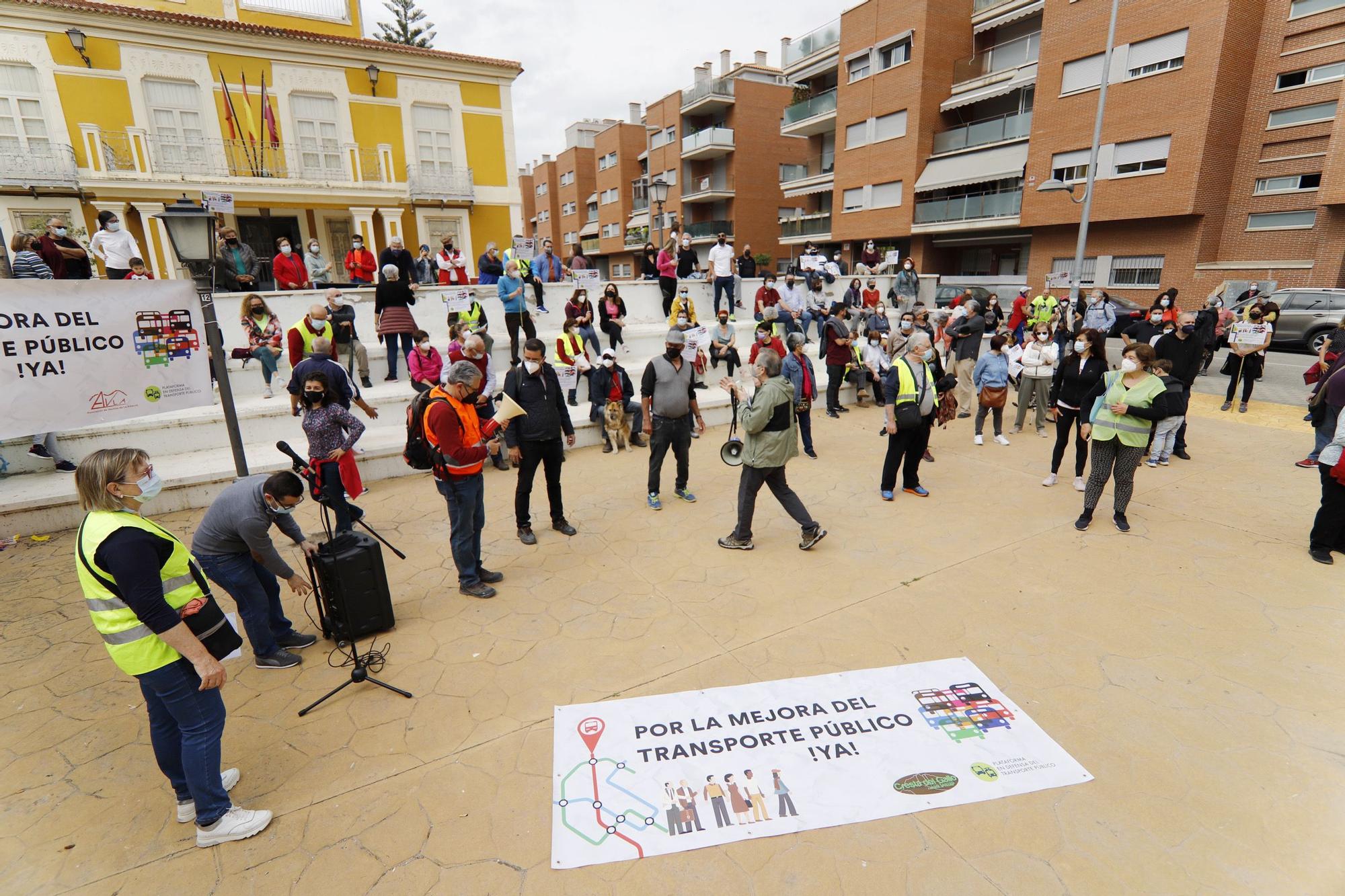 Los vecinos de Costera Sur se movilizan por un transporte de calidad