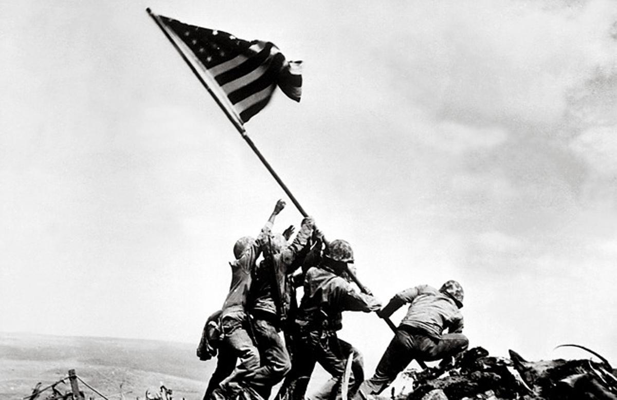 Historia de la foto que simbolizó el fin de la II Guerra Mundial