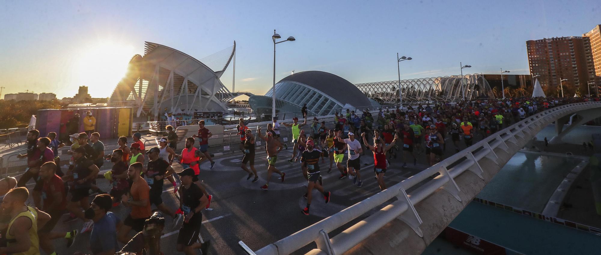 Salida del Maratón Valencia 2021