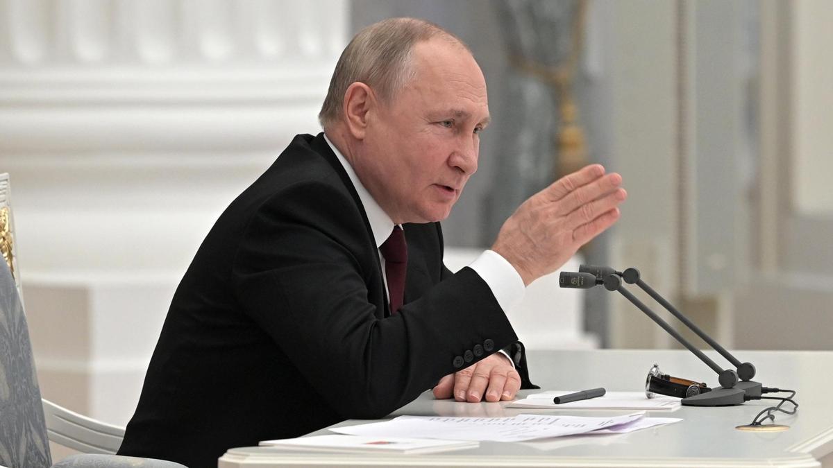 Putin reconoce como independiente a la región ucraniana del Donbás