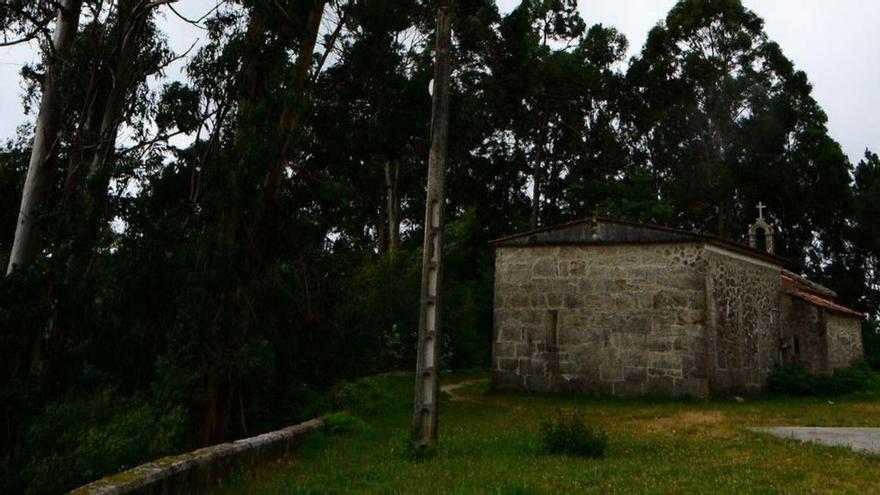 Vecinos de Tirán piden profundizar en la regeneración del Monte dos Remedios