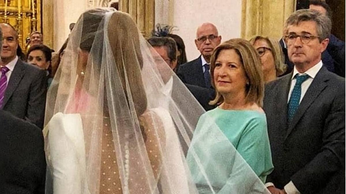 Novias con plumeti, por Lorenzo Caprile