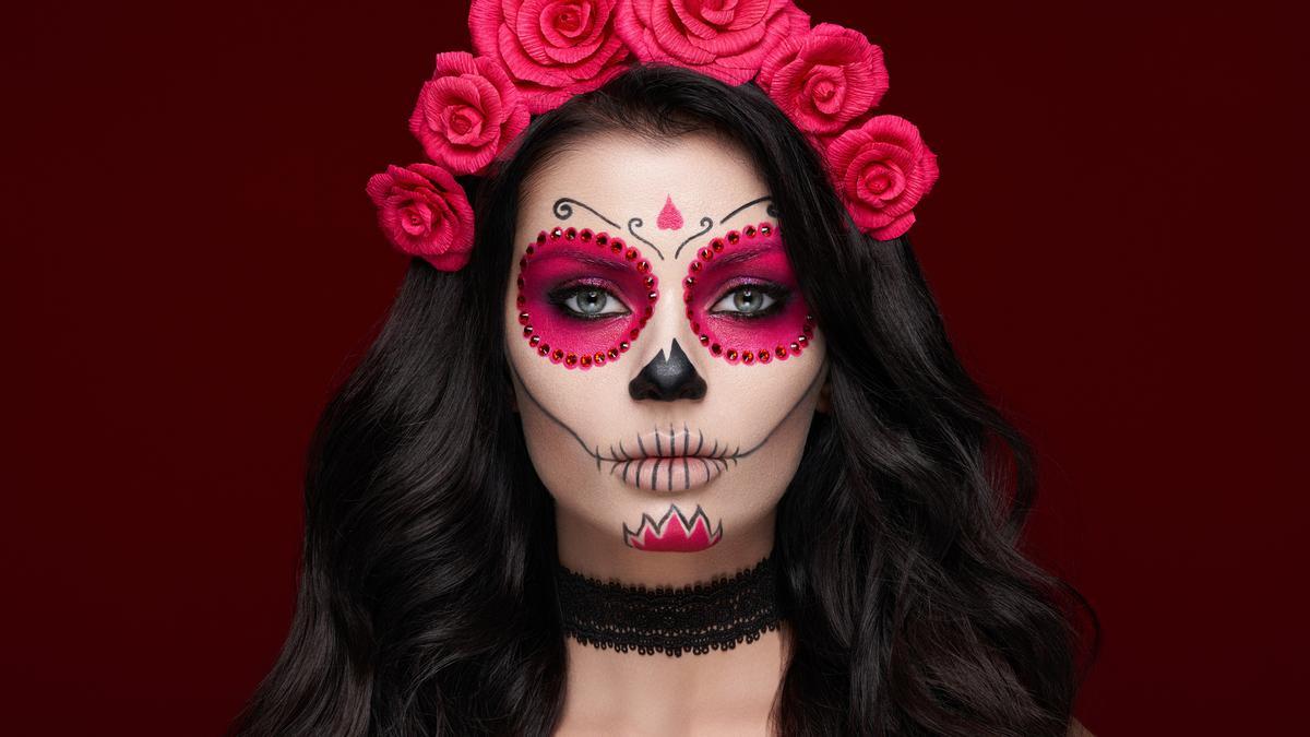 Maquillaje de catrina: la belleza escalofriante del Día de Muertos en tu cara