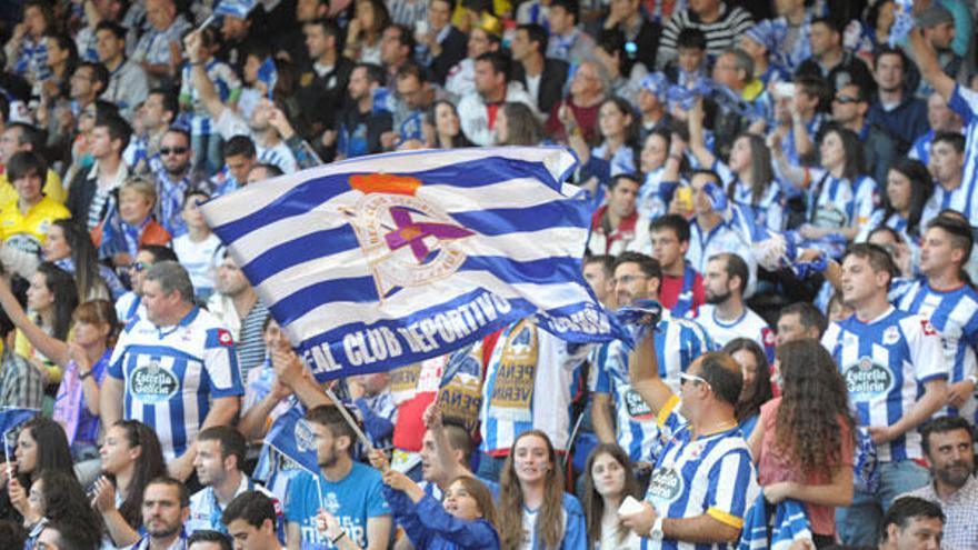 Aficionados en Riazor durante un partido del Dépor.