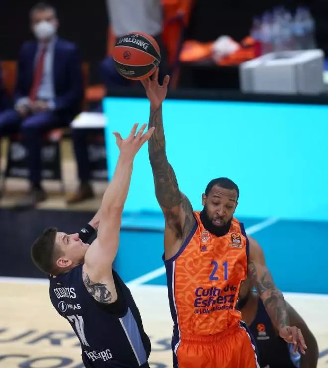 Partido de Euroliga entre el Valencia Basket y el Zenit de St Petersburg