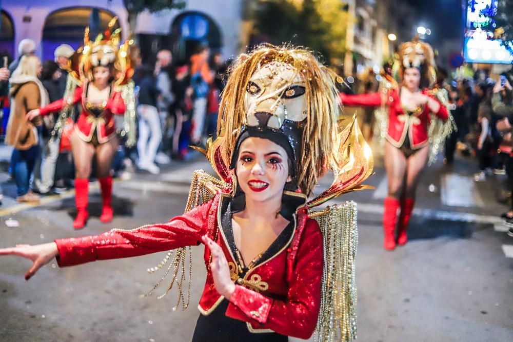 El Carnaval toma las calles de Torrevieja.