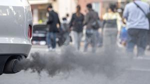 La UE s’encalla al fixar per al 2040 una reducció d’emissions