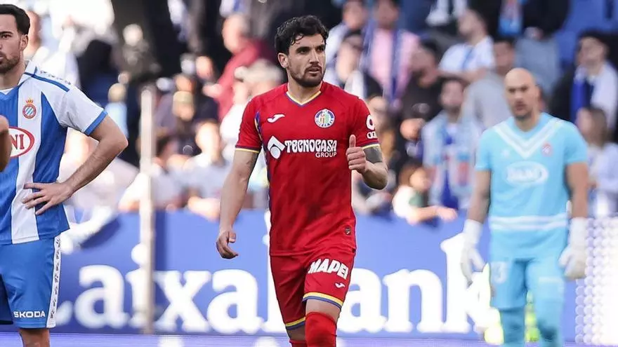 Arambarri cazó el balón y no desaprovechó la oportunidad de meter el segundo para el Getafe