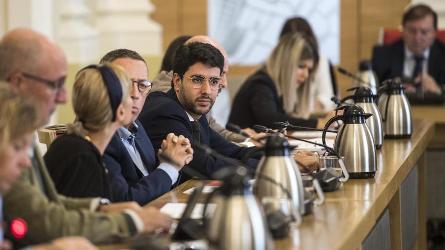 El portavoz del Gobierno de Cáceres: &quot;No es una moción contra el aborto ni habrá adoctrinamiento&quot;