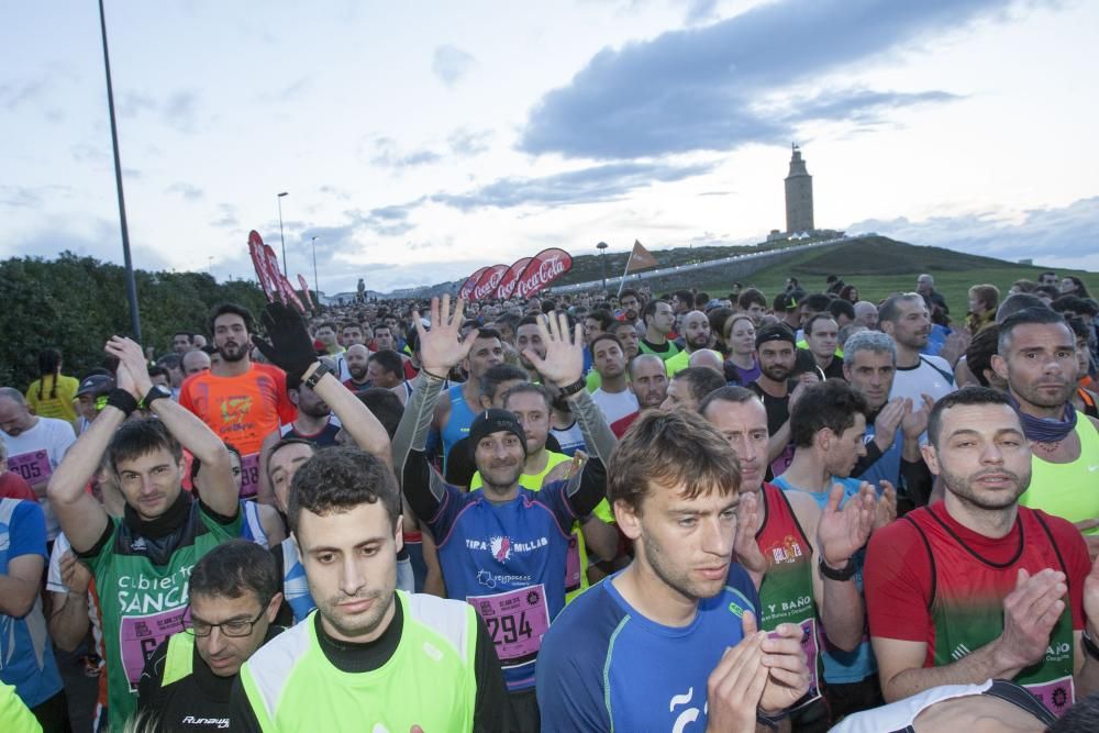 La carrera nocturna de la Torre de Hércules