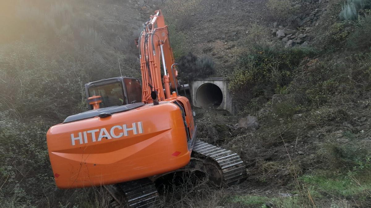 Obras en la Autovía A-11 o Autovía del Duero en el tramo de la frontera con Portugal.