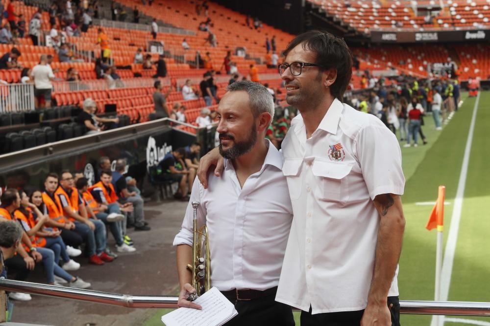 La Societat Musical Santa Cecilia de Fortaleny, en Mestalla