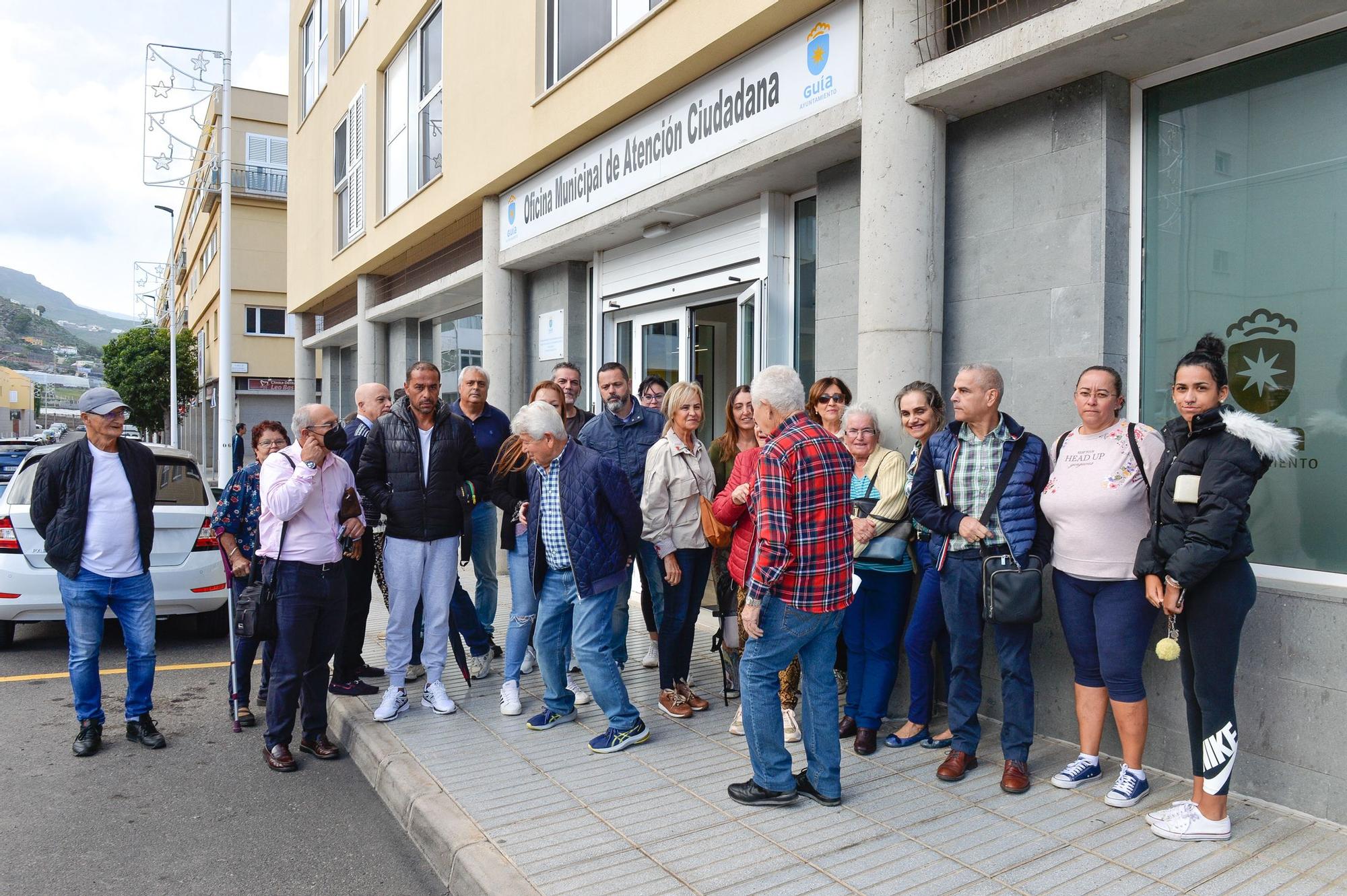 Concetración de afectados por el traslado de la residencia de mayores Tarazona