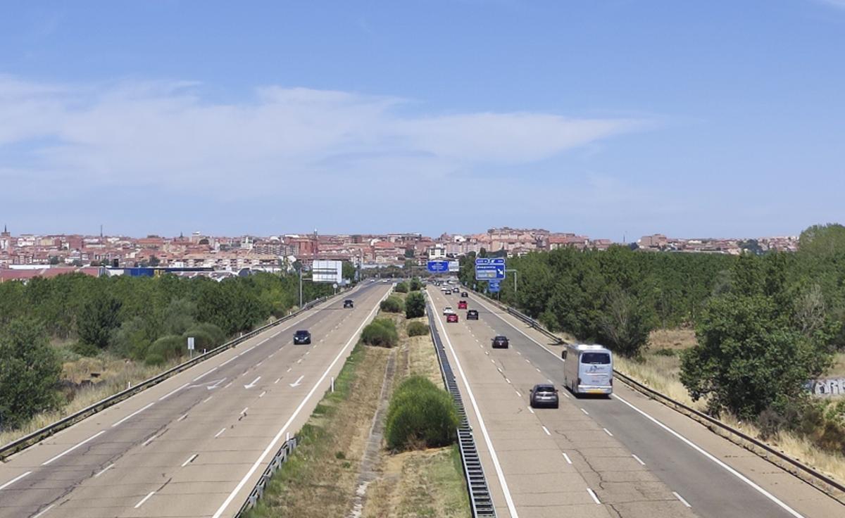 La propuesta conllevaría la creación de más 400 puestos de trabajo de la AEMET en la ciudad, según UPL