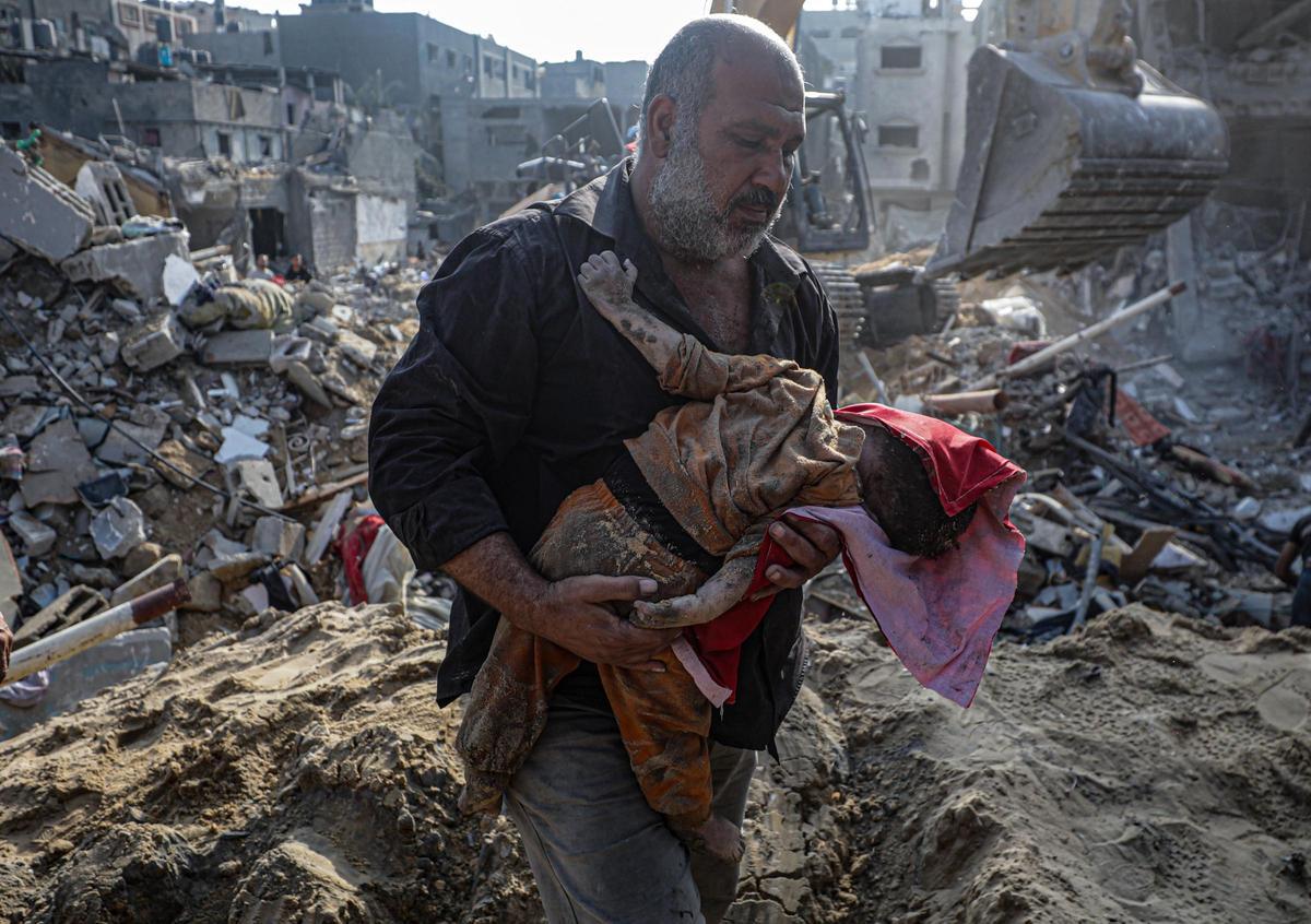 Més de 10.000 morts a Gaza en un mes de guerra entre Israel i Hamàs