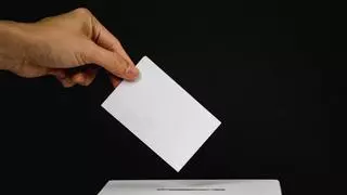 Cómo votar por correo en Santiago de Compostela: plazos y procedimientos