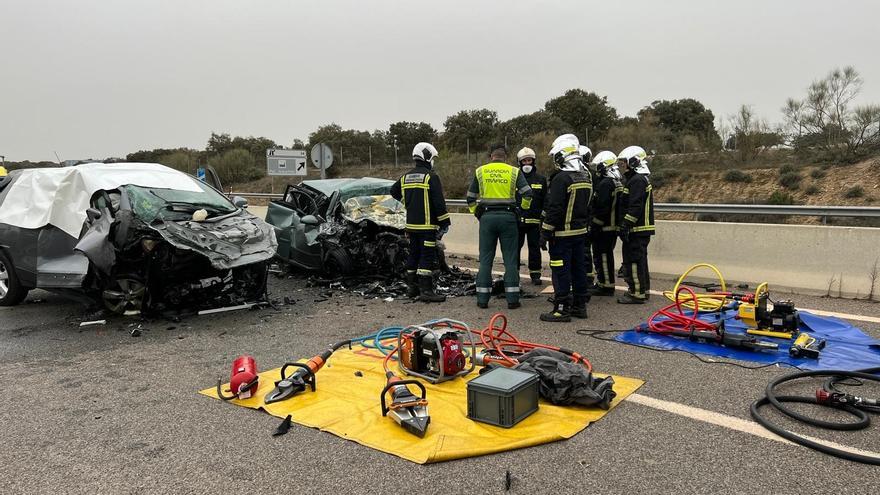 Un conductor 'kamikaze' muere y mata a otro tras una colisión frontal en la M-501.