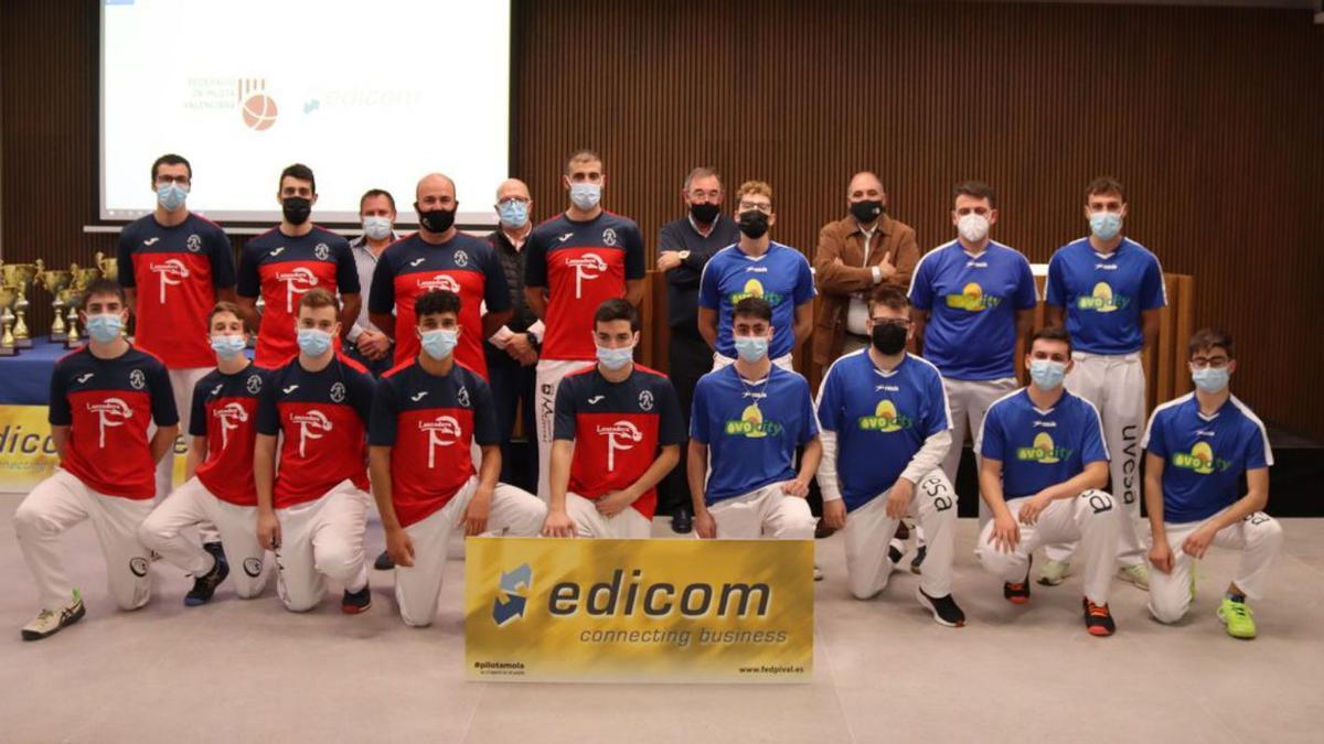 Edicom va donar els seus premis als equips finalistes. | FEDPIVAL