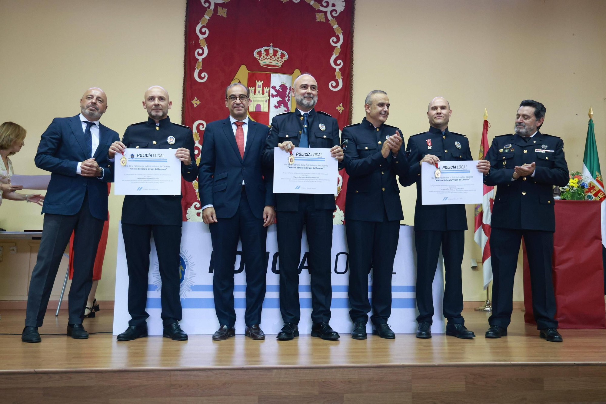 Acto institucional de la Policía Local de Cáceres por la festividad de la Virgen del Carmen