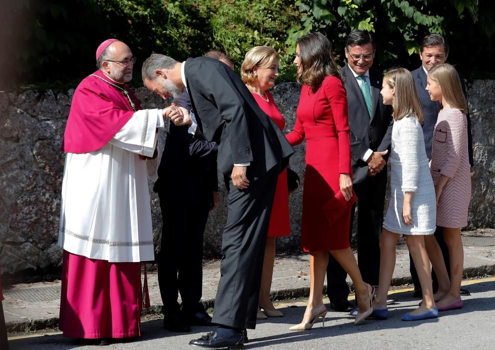 Visita de la Casa Real a Covadonga