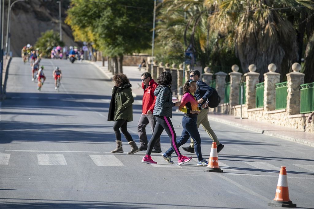 Duatlón en el campo de fútbol de Archena