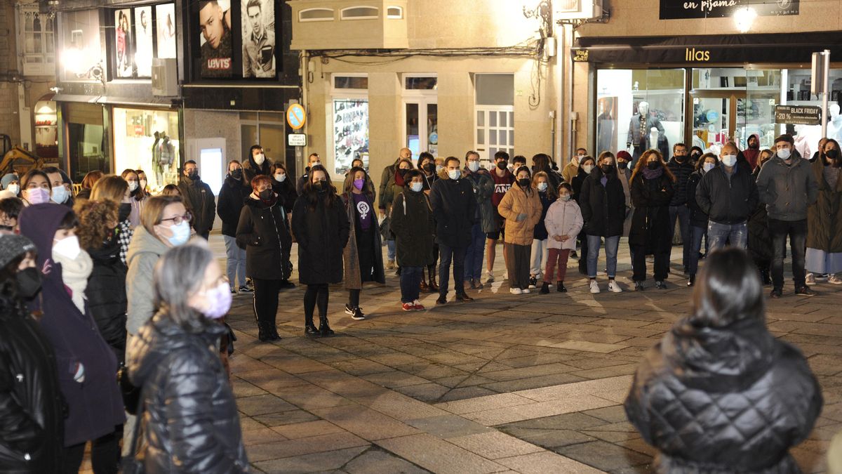 25N: Galicia salió a la calle vestida de morado
