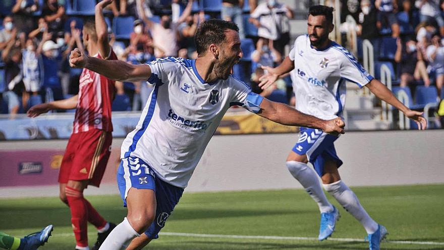 Carlos Ruiz, celebrando el gol de Elady Zorrilla a la Ponferradina en el partido del pasado domingo.