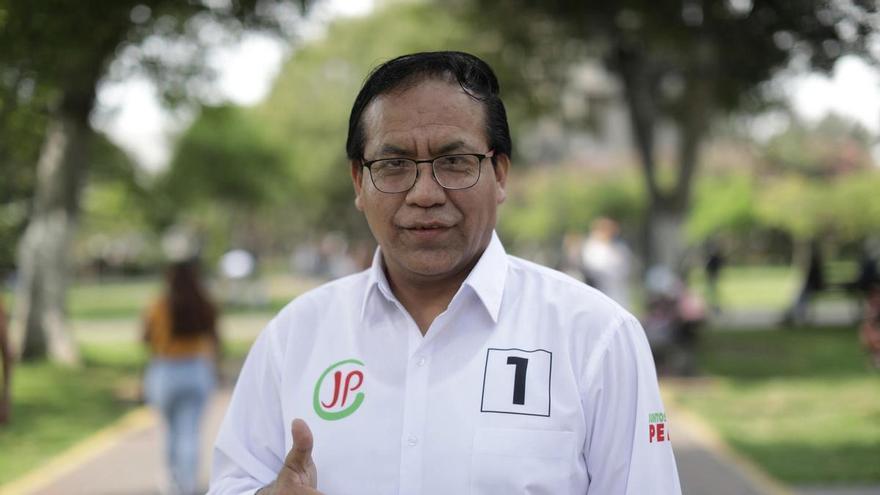 Giro en las elecciones de Perú: el abanderado de la izquierda se consolida como rival de Fujimori en la segunda vuelta