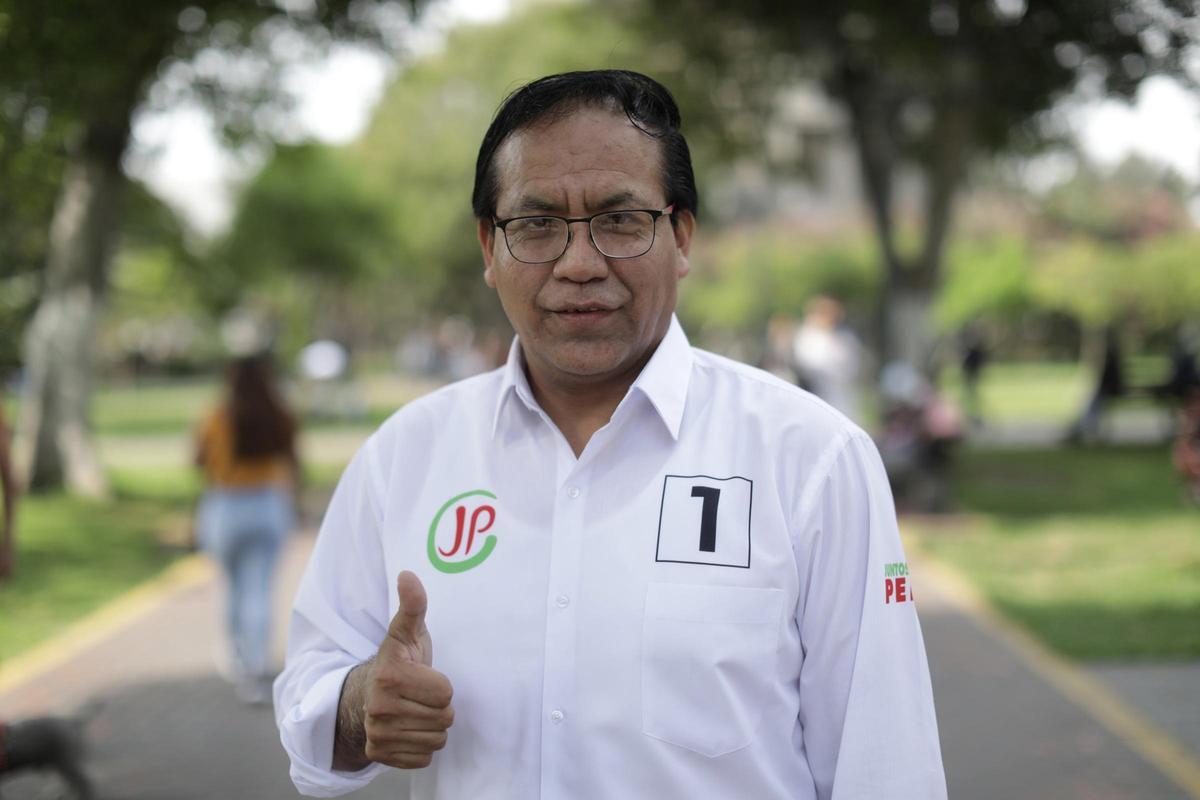 El candidato presidencial de Juntos por el Perú, Roberto Sánchez.