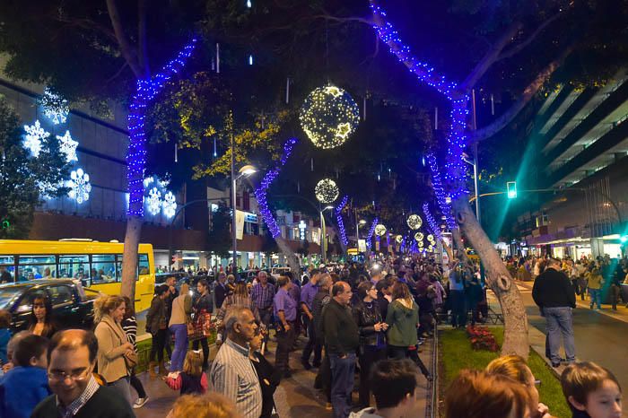 Encendido navideño en Mesa y López