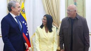José Luis Rodríguez Zapatero, Delcy Rodríguez, presidenta interina de Venezuela y Jorge Rodríguez, presidente de la Asamblea Nacional en Caracas