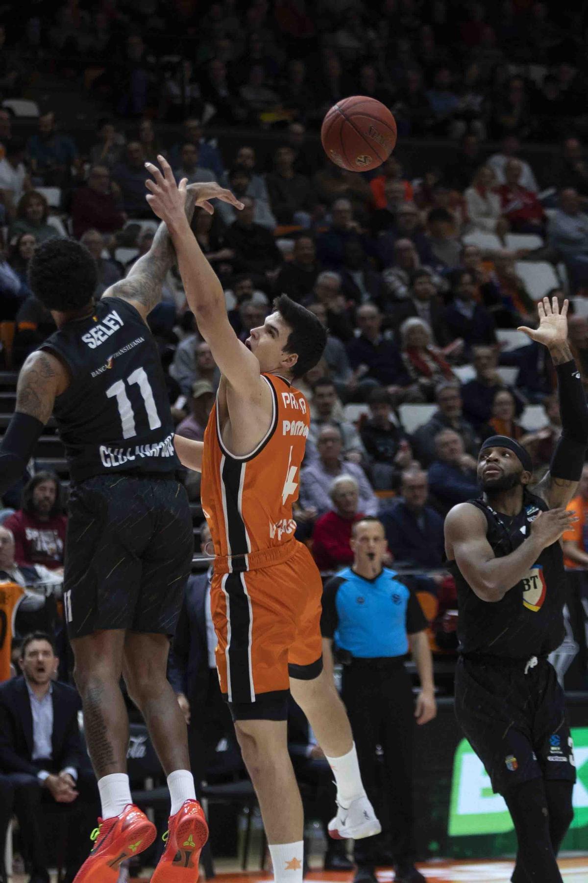 Partido Valencia Basket- Cluj Napoca