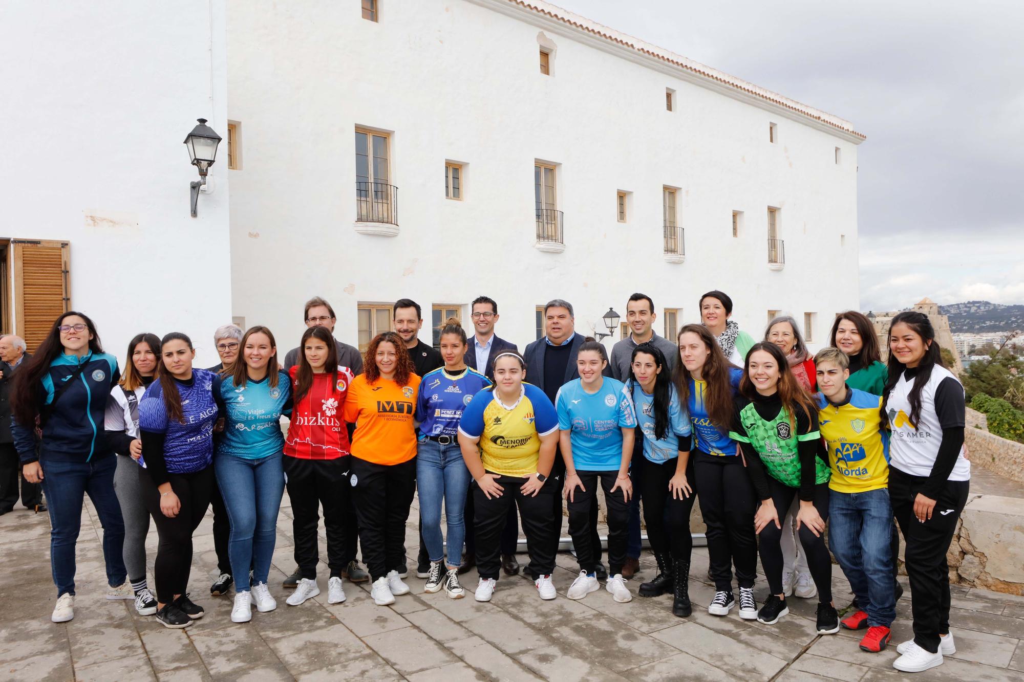 Galería de imágenes de la presentación del nuevo patrocinador de Conecta Balear