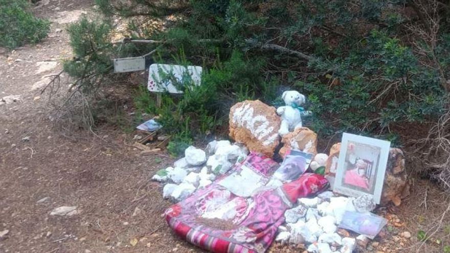 Denuncian la proliferación de tumbas de animales en el Parque Natural de Ibiza