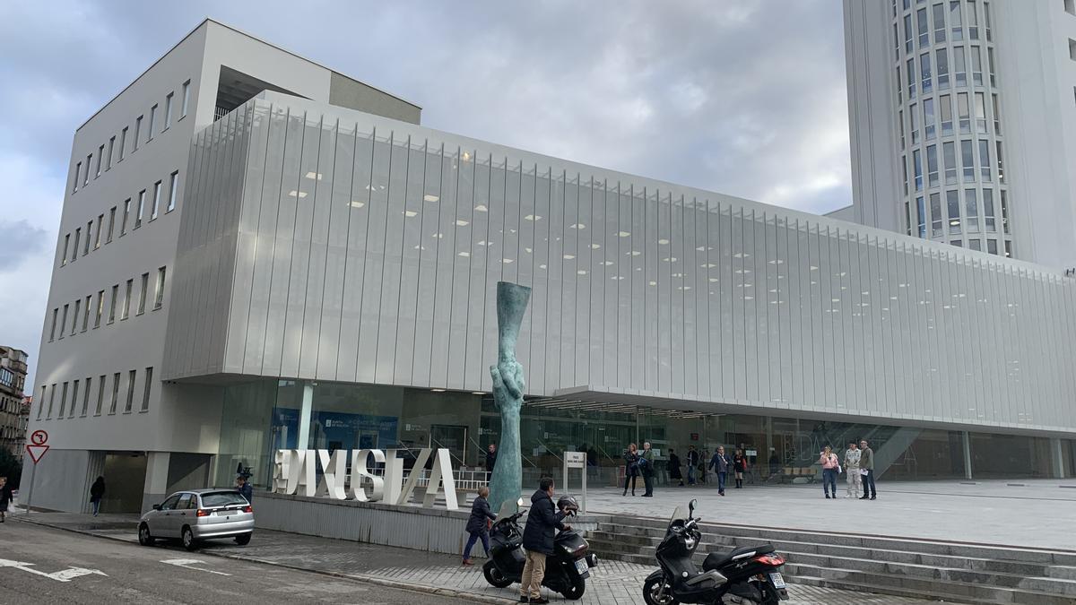 Entrada a la Ciudad de la Justicia de Vigo