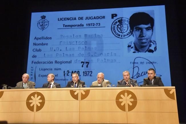 Presentación del libro sobre el entrenador de ...