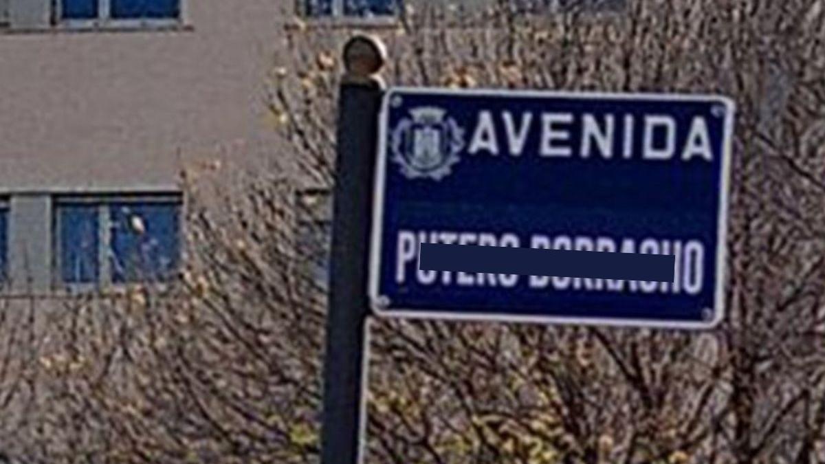 No, no hay una calle llamada 'Avenida ptero borracho' en Murcia esto es lo que ha ocurrido
