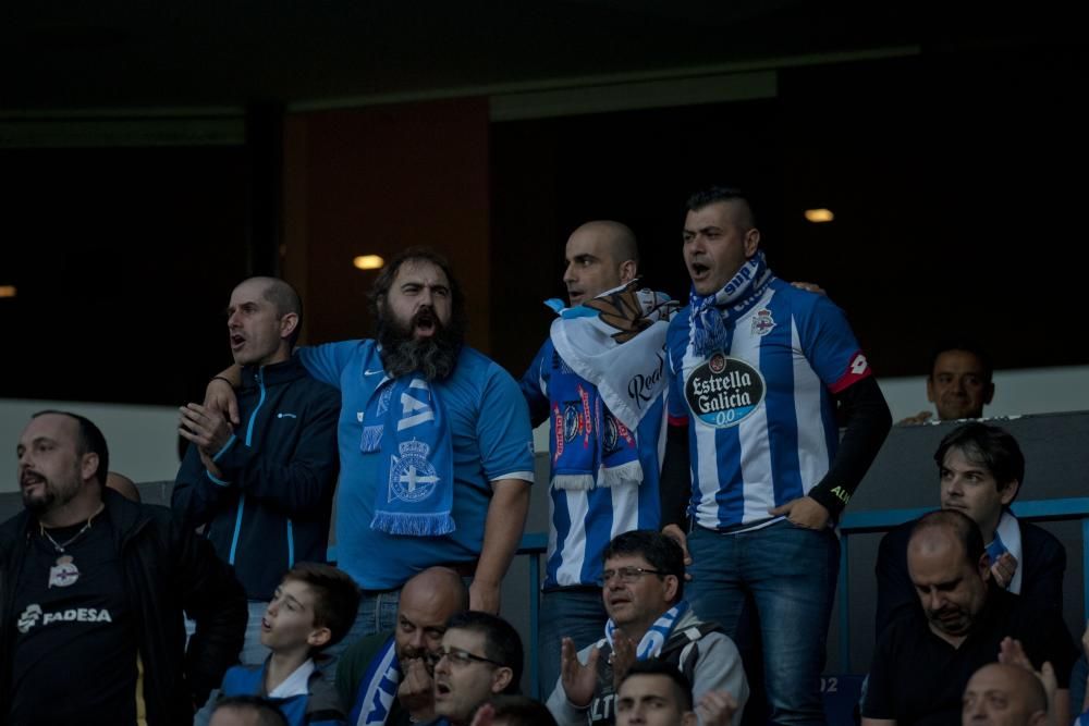 La afición del Dépor llena Riazor ante el Mallorca