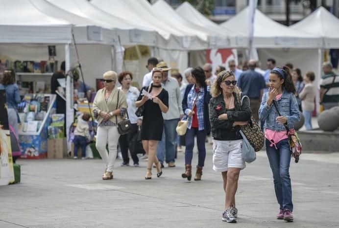 LAS PALMAS DE GRAN CANARIA A 04/0672017. Clausura de la Feria del Libro en San Telmo. FOTO: J.PÉREZ CURBELO