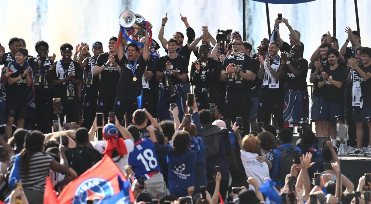 La violència embruta la festa del PSG