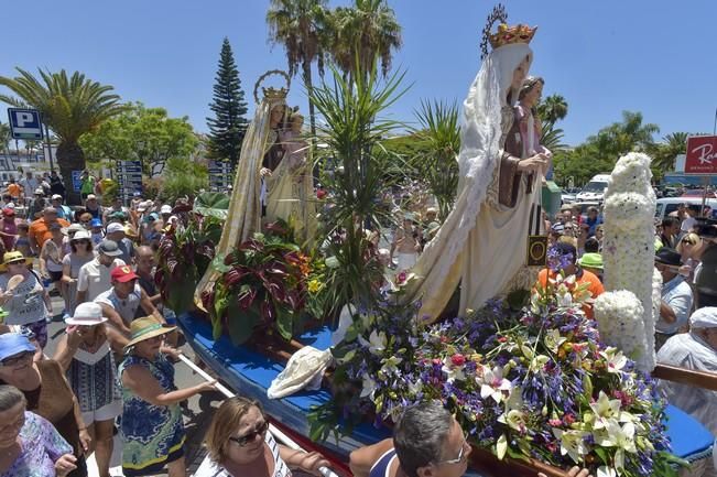 Procesión marítima de la Virgen del Carmen ...