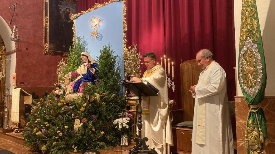 Lectura del decreto de coronación canónica de la Divina Pastora de Málaga