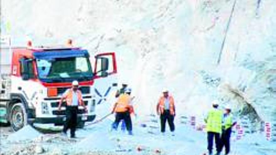 Los trabajadores de la mina de Río Narcea ya tienen convenio