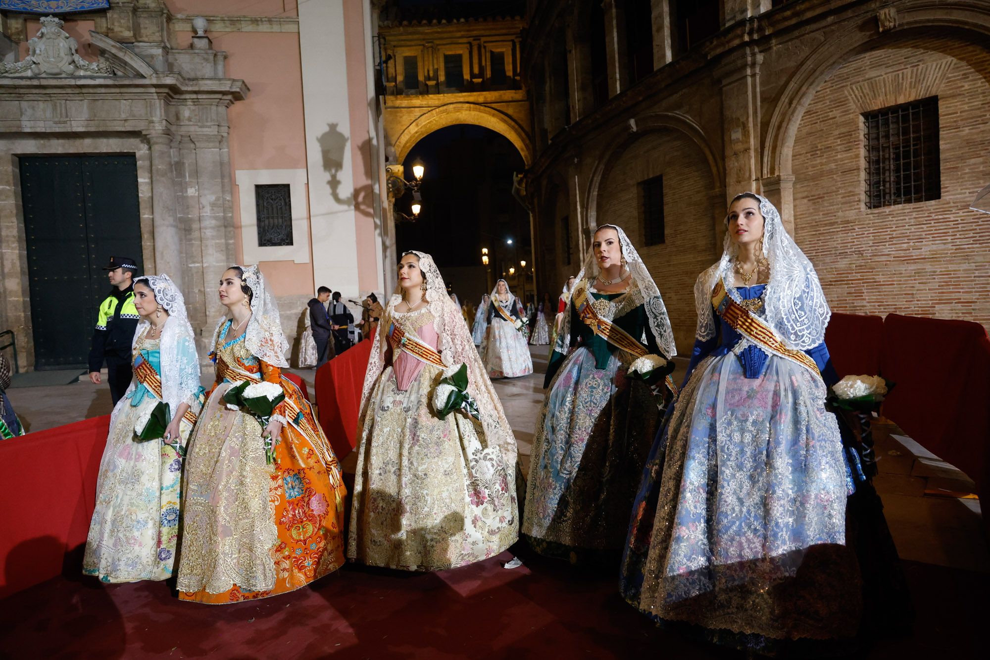 Todas las fotos de la Ofrenda del 17 de marzo por la calle de la Paz de 19:00 a 20:00 horas