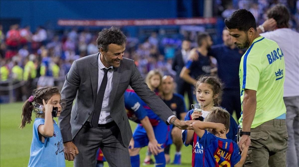 Luis Enrique se despidió de Suárez en la final de Copa