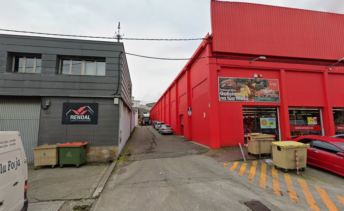 La calle Isaac Peral, detrás del parque de Vioño, donde abrirá la nueva tienda de productos de liquidación de Agrela.