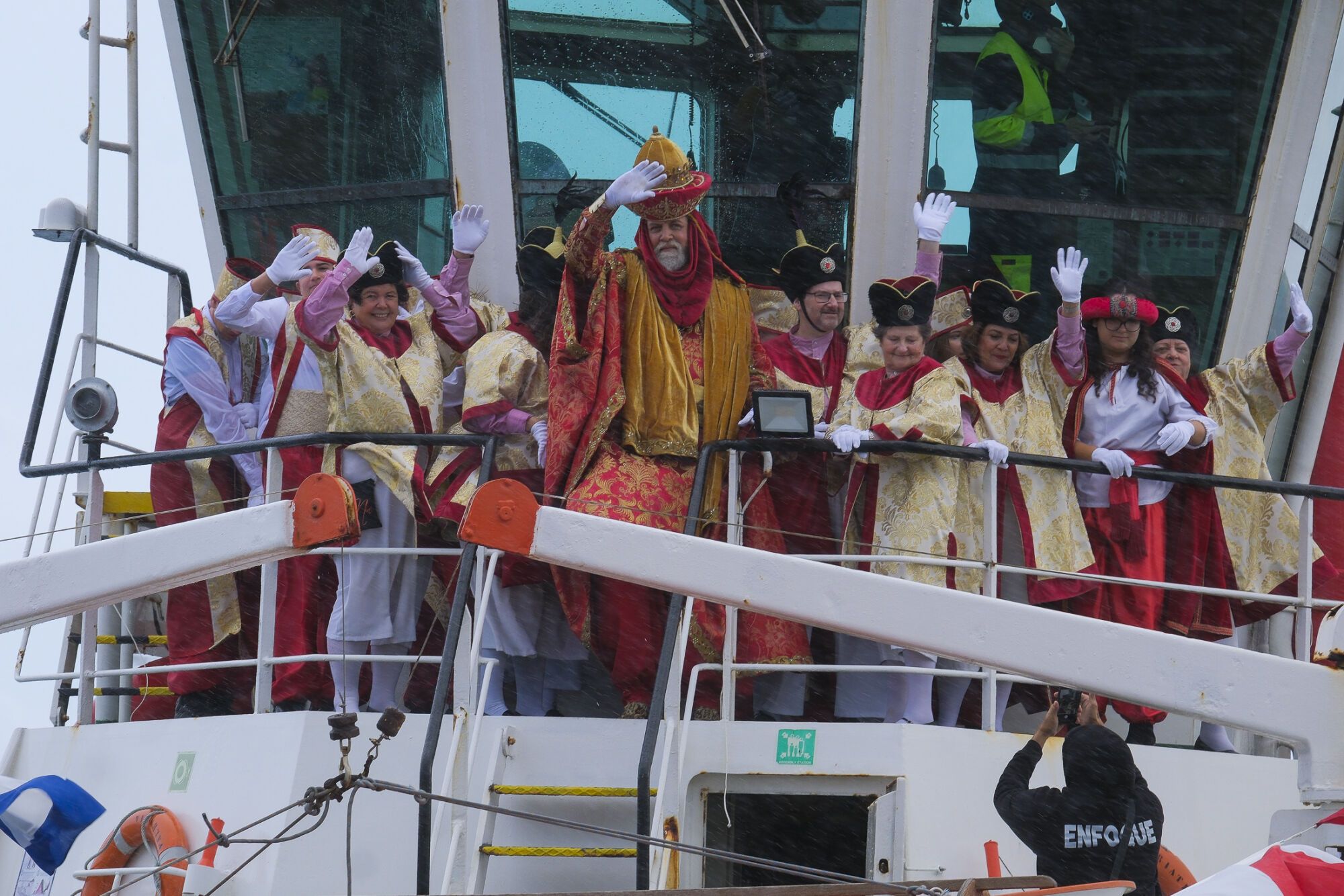 Llegada de los Reyes Magos, en la Base Naval 